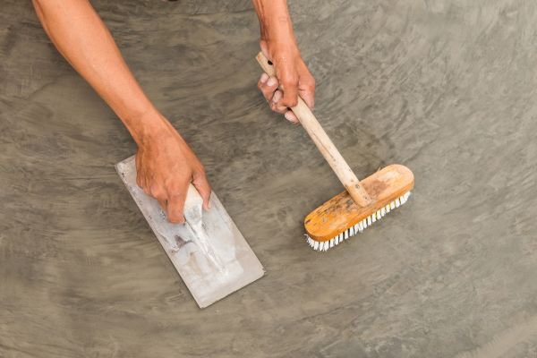 Driveway Concrete Staining in Des Moines